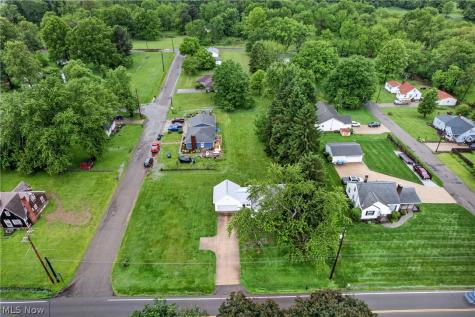 1035 Genoa Avenue SW Massillon OH 44646