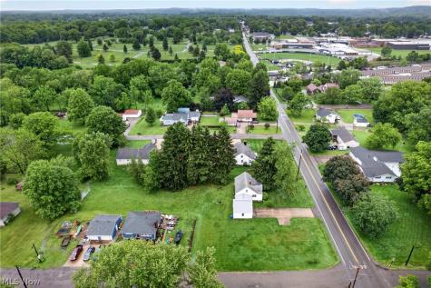 1035 Genoa Avenue SW Massillon OH 44646