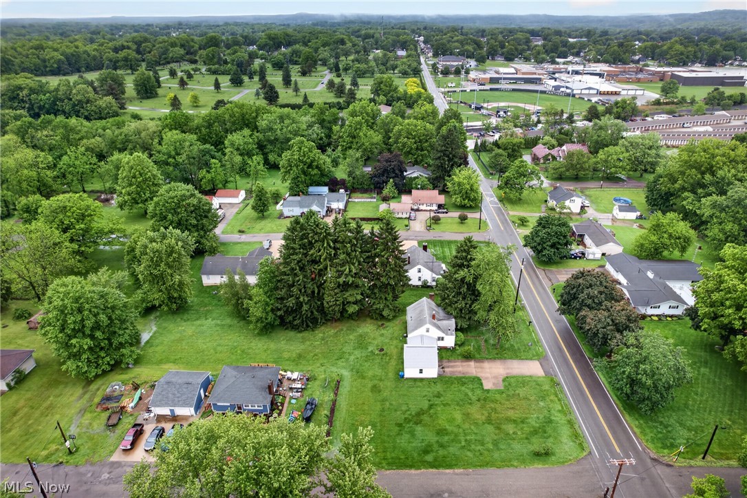 1035 Genoa Avenue SW Massillon OH 44646