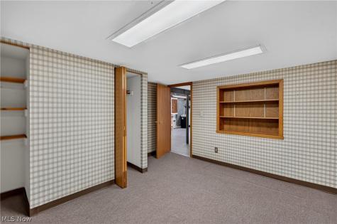 5612 Fitch Road North Olmsted OH 44070