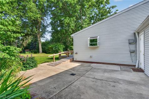 5612 Fitch Road North Olmsted OH 44070