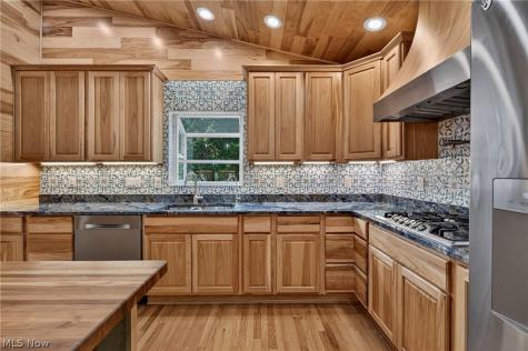 5612 Fitch Road North Olmsted OH 44070