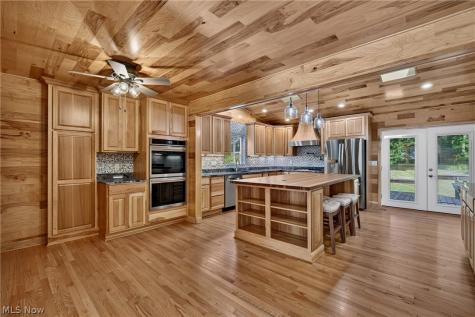 5612 Fitch Road North Olmsted OH 44070