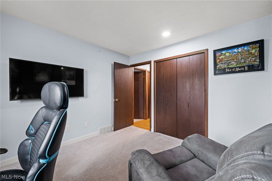 20768 White Bark Drive Strongsville OH 44149