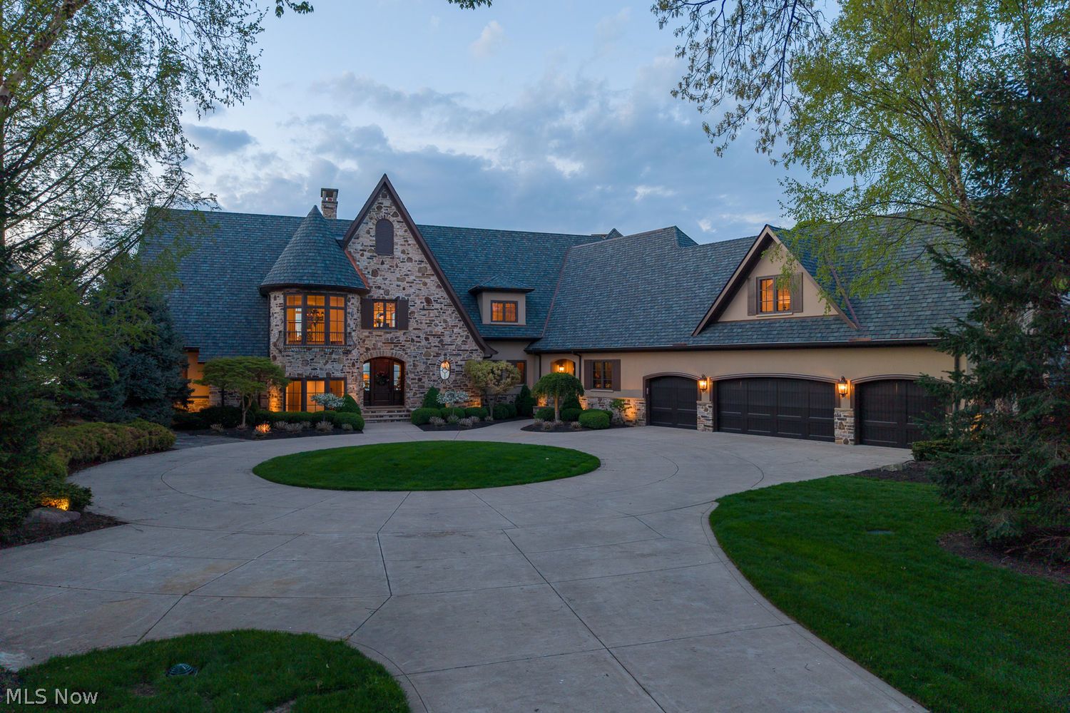 13717 W Lake Road Vermilion OH 44089