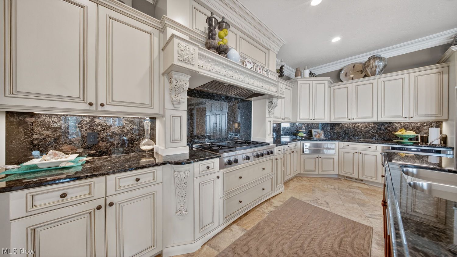 13717 W Lake Road Vermilion OH 44089