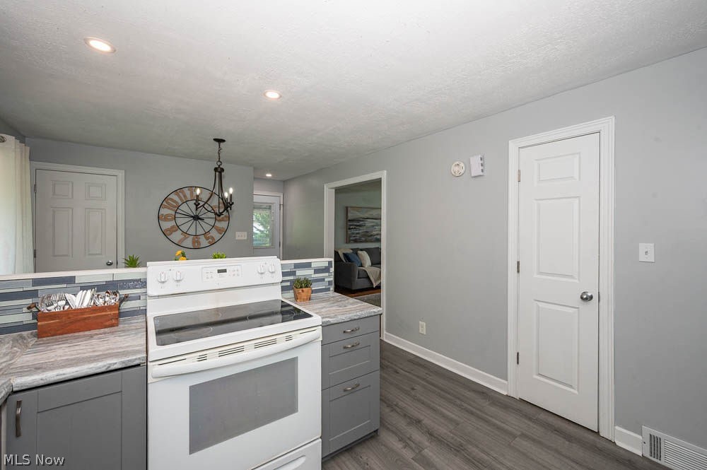 2272 Venloe Drive Youngstown OH 44514