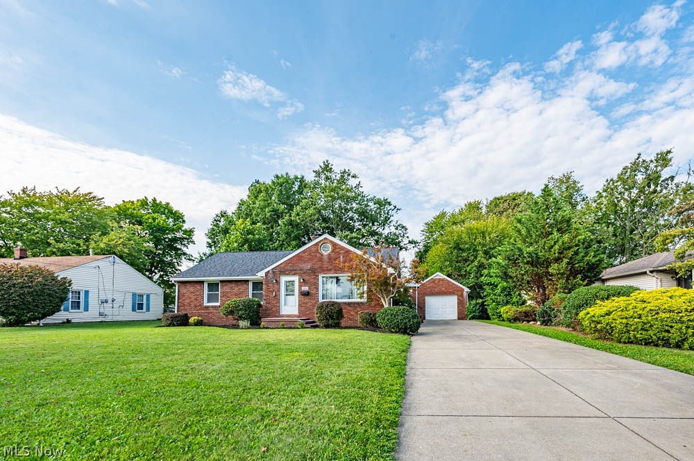2272 Venloe Drive Youngstown OH 44514