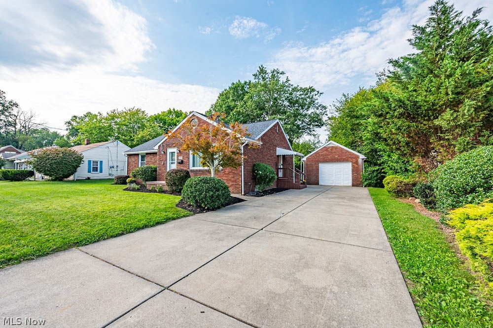 2272 Venloe Drive Youngstown OH 44514
