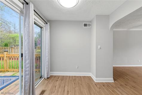121 Beck Road Avon Lake OH 44012