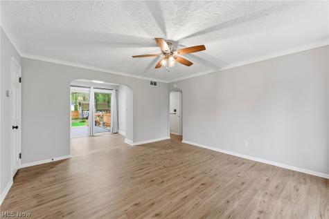 121 Beck Road Avon Lake OH 44012