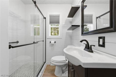 121 Beck Road Avon Lake OH 44012