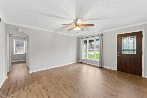 121 Beck Road Avon Lake OH 44012