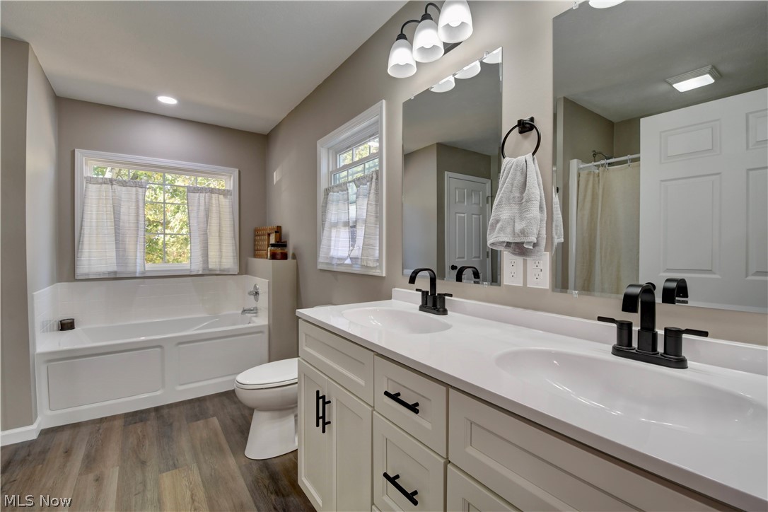131 N Chestnut Street Gnadenhutten OH 44629