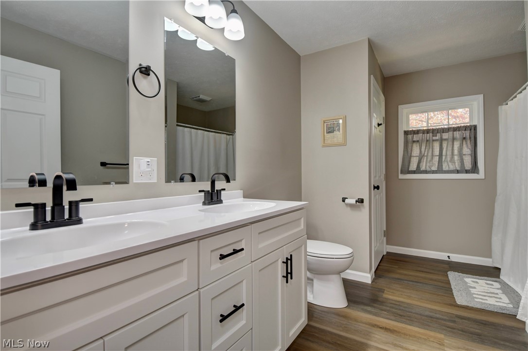 131 N Chestnut Street Gnadenhutten OH 44629