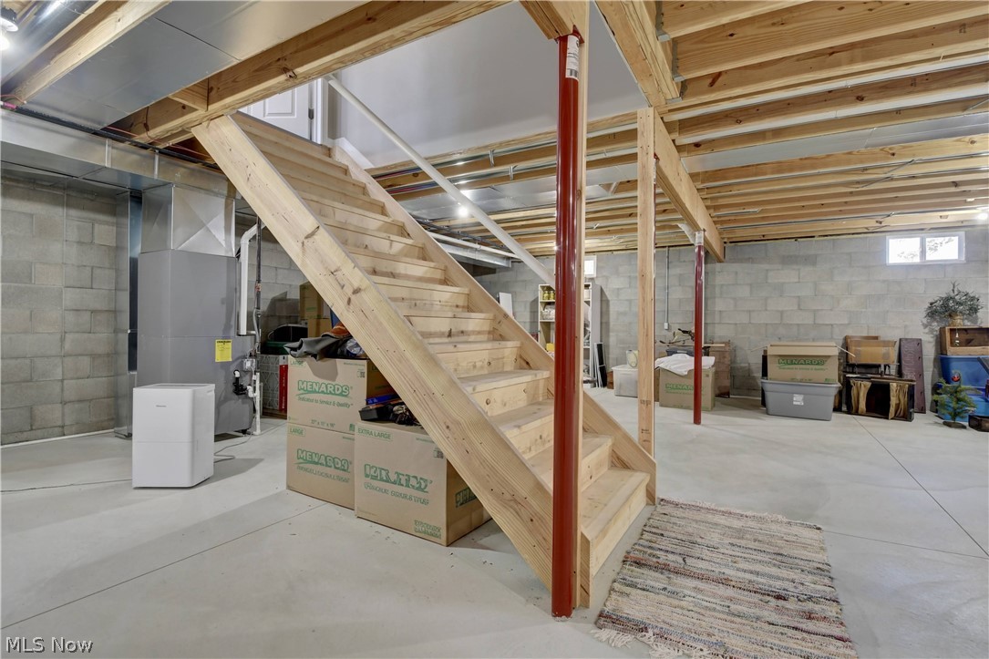 131 N Chestnut Street Gnadenhutten OH 44629