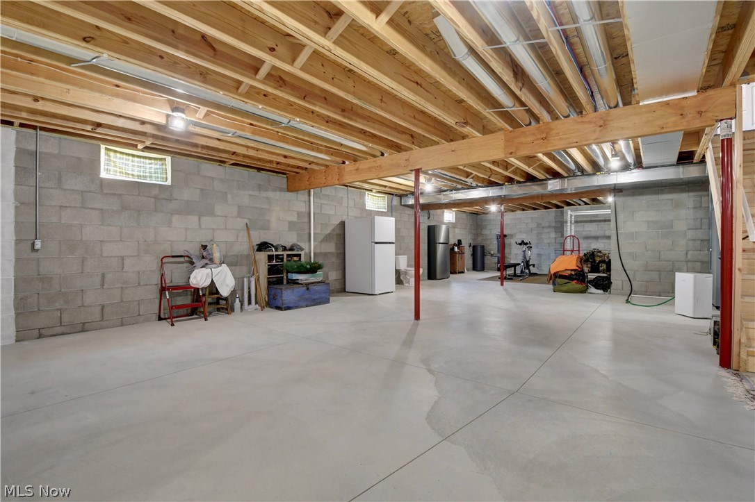 131 N Chestnut Street Gnadenhutten OH 44629