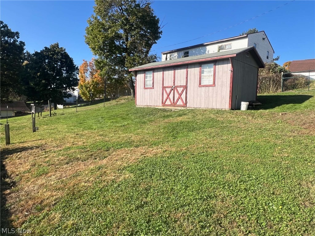 216 Henderson Street Barnesville OH 43713