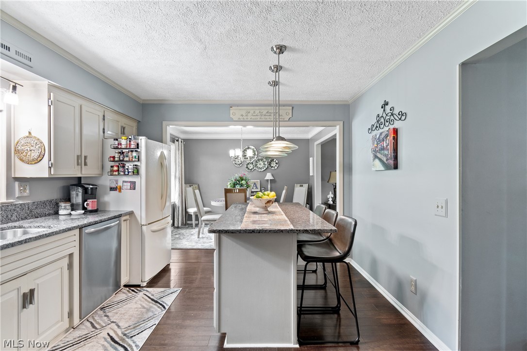 5507 Foxboro Avenue NW Canton OH 44718