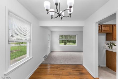 1107 Silver Lake Avenue Cuyahoga Falls OH 44223