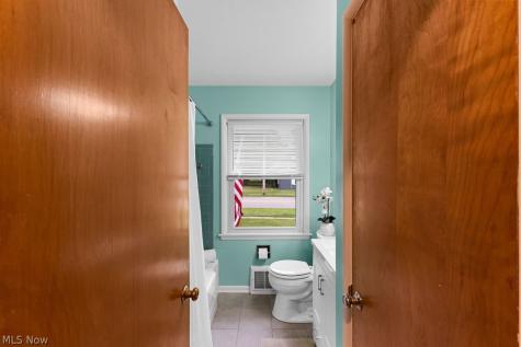 1107 Silver Lake Avenue Cuyahoga Falls OH 44223