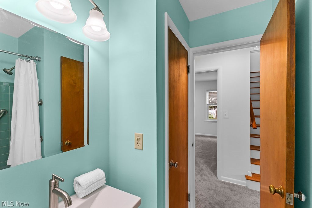 1107 Silver Lake Avenue Cuyahoga Falls OH 44223