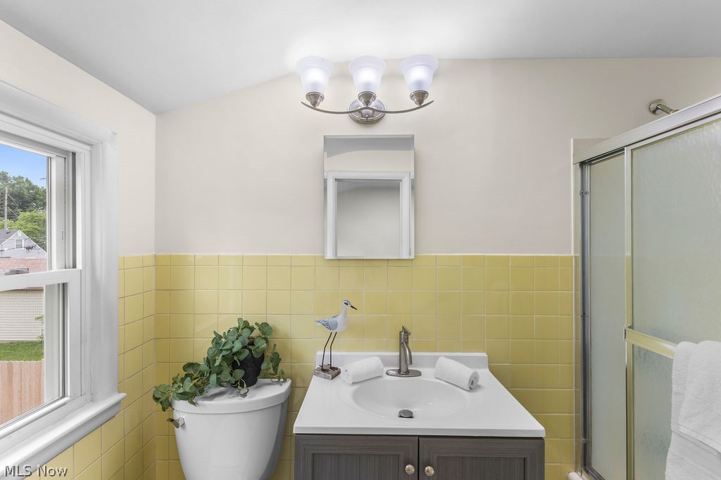 1107 Silver Lake Avenue Cuyahoga Falls OH 44223