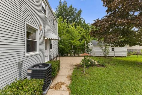 1107 Silver Lake Avenue Cuyahoga Falls OH 44223