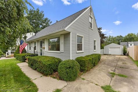 1107 Silver Lake Avenue Cuyahoga Falls OH 44223