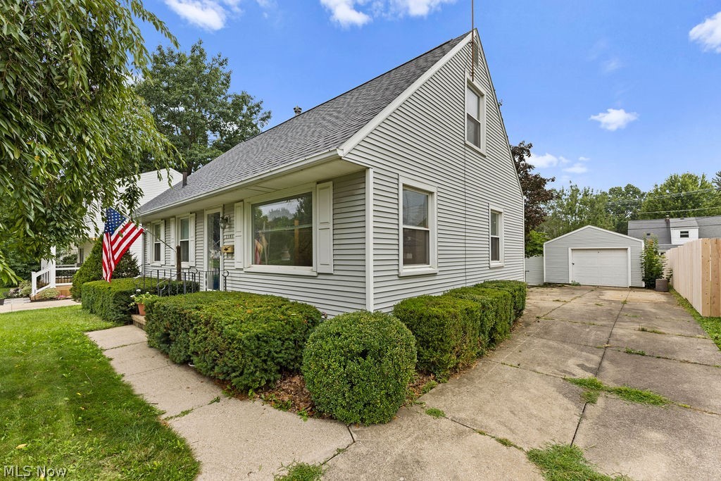 1107 Silver Lake Avenue Cuyahoga Falls OH 44223