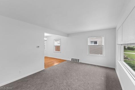 1107 Silver Lake Avenue Cuyahoga Falls OH 44223