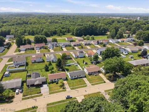 2619 Center Avenue Alliance OH 44601