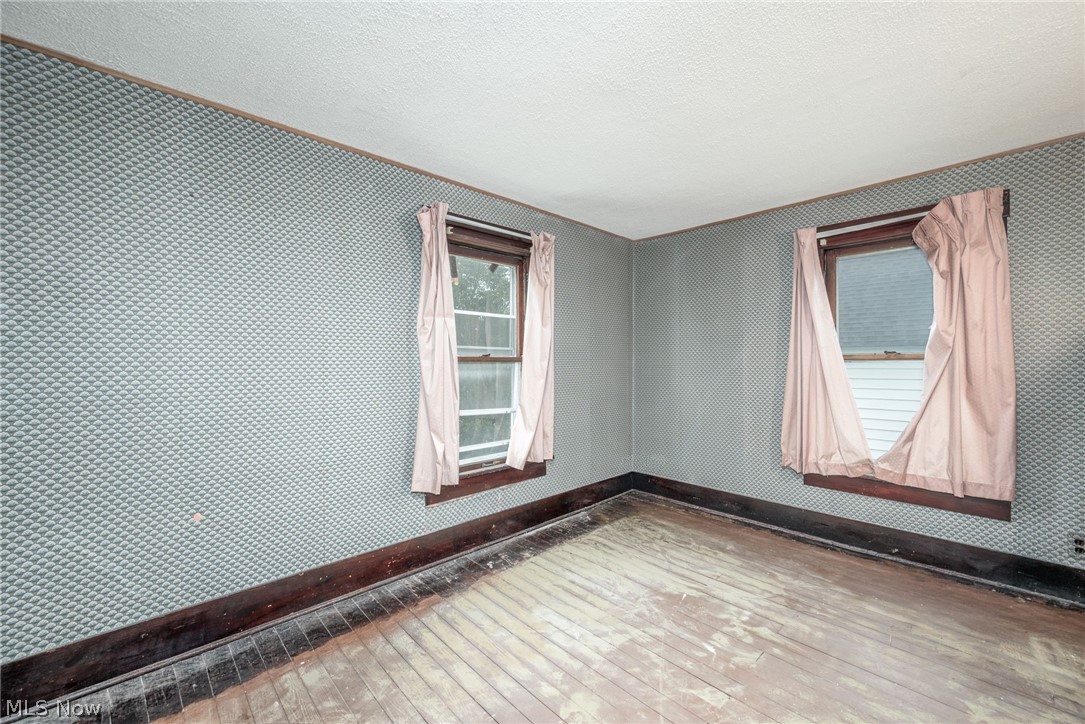 267 W Riddle Avenue Ravenna OH 44266