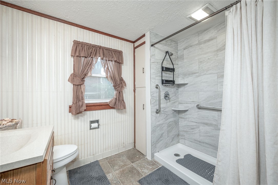 267 W Riddle Avenue Ravenna OH 44266