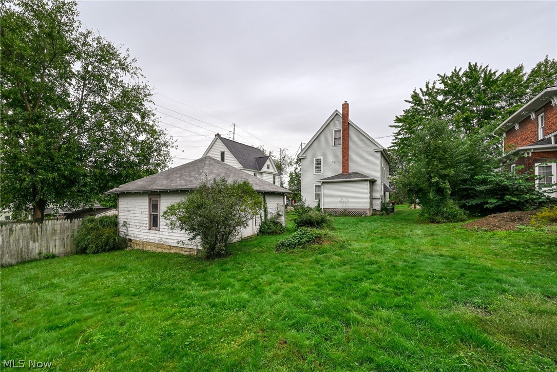 267 W Riddle Avenue Ravenna OH 44266