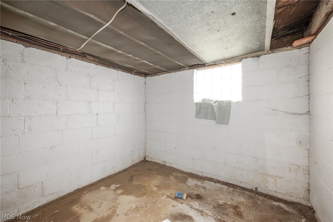 267 W Riddle Avenue Ravenna OH 44266