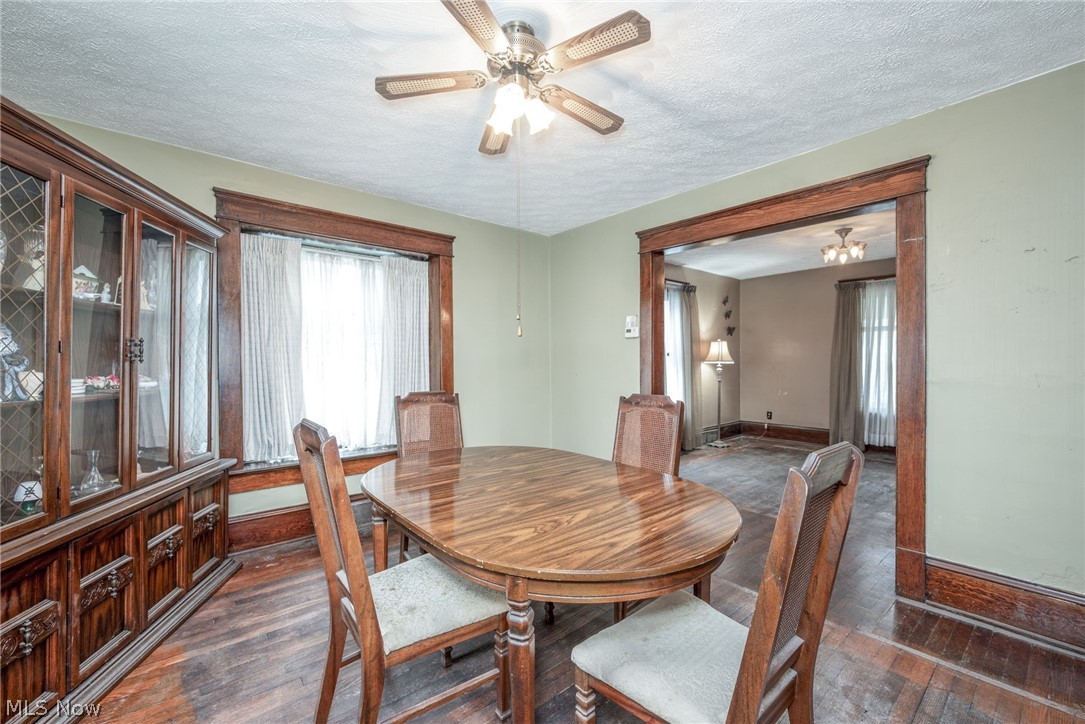 267 W Riddle Avenue Ravenna OH 44266