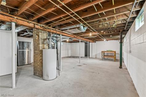 494 Baltimore Avenue Akron OH 44306