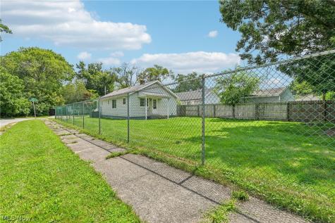 494 Baltimore Avenue Akron OH 44306