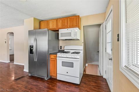 494 Baltimore Avenue Akron OH 44306