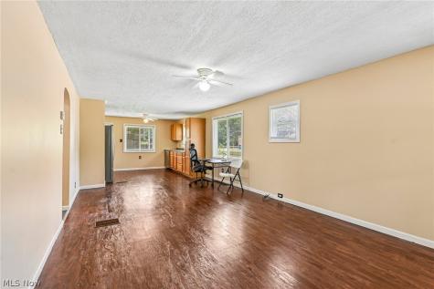 494 Baltimore Avenue Akron OH 44306