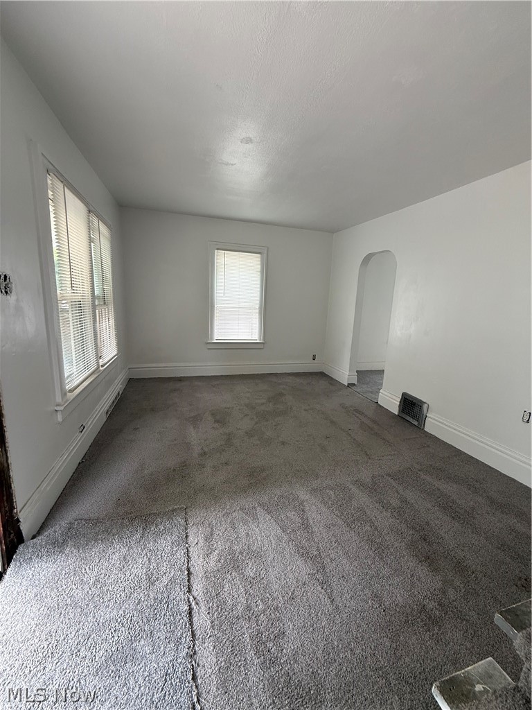 802 Clay Drive Akron OH 44311