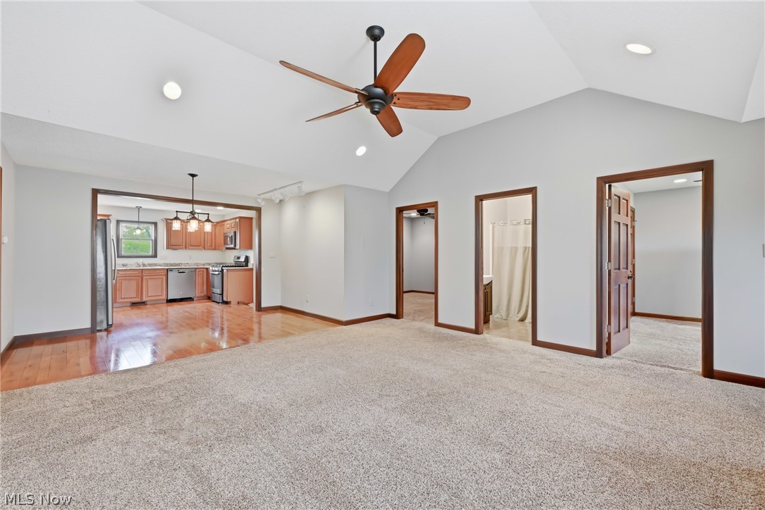 1532 S Stateline Road Masury OH 44438