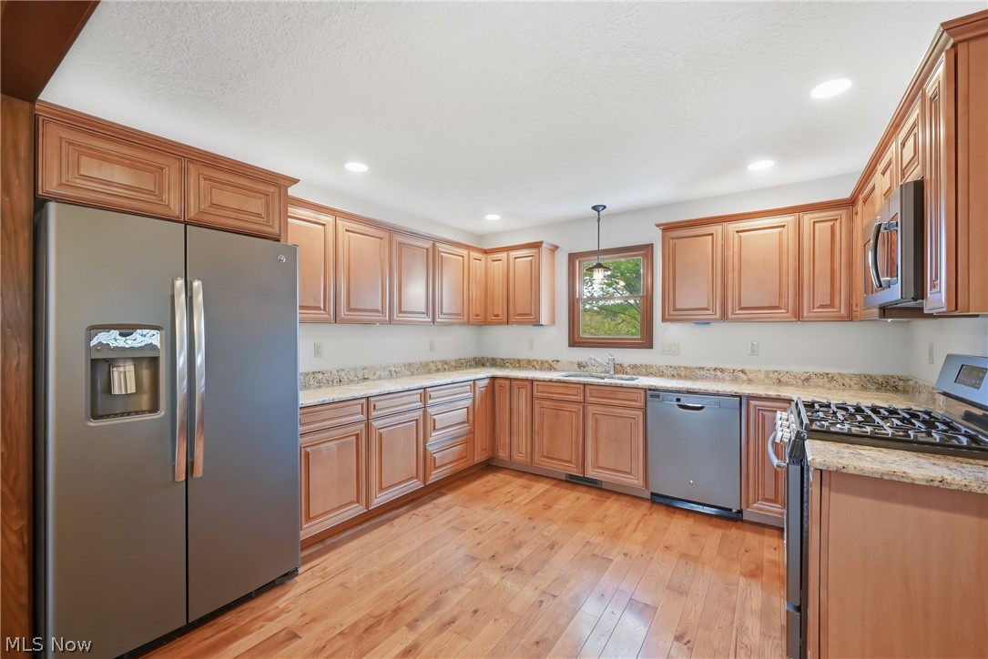 1532 S Stateline Road Masury OH 44438