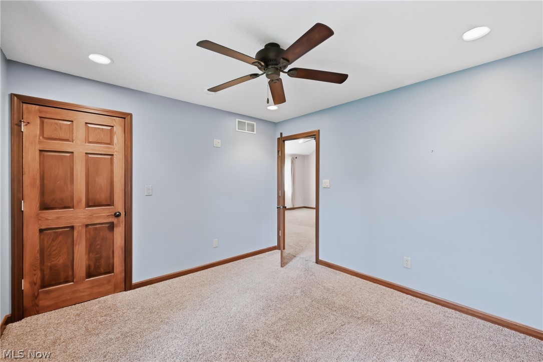 1532 S Stateline Road Masury OH 44438