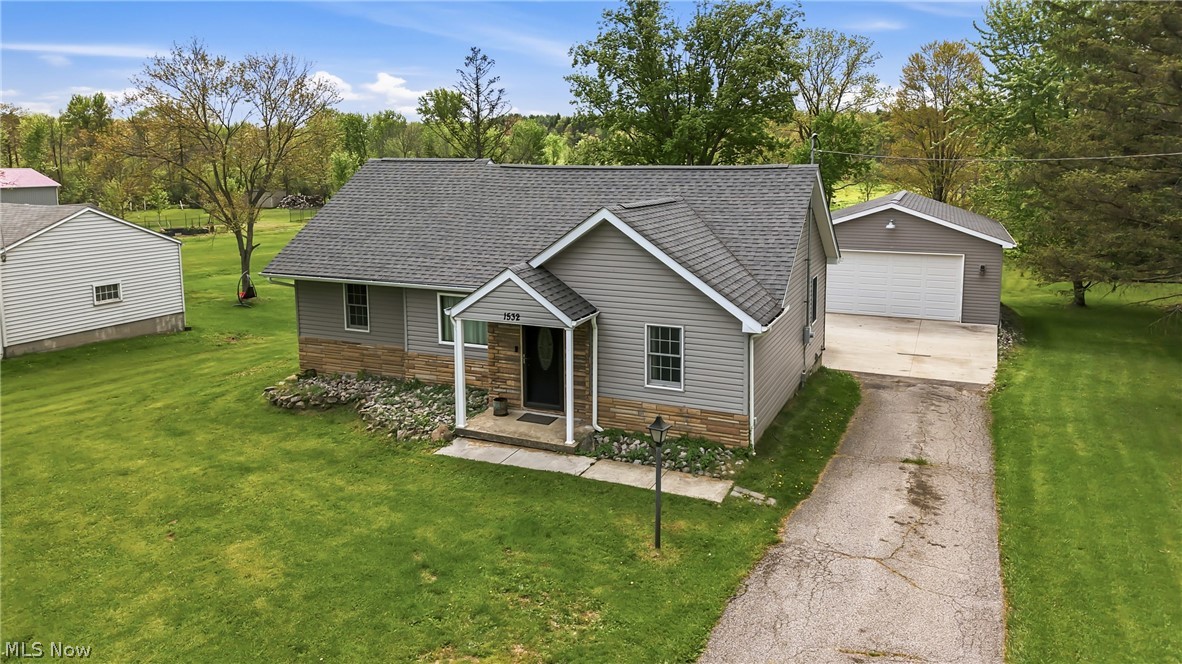 1532 S Stateline Road Masury OH 44438