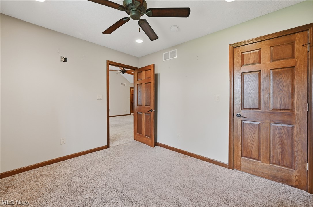 1532 S Stateline Road Masury OH 44438