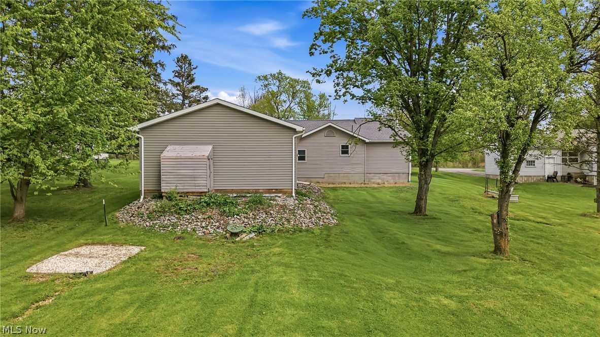 1532 S Stateline Road Masury OH 44438