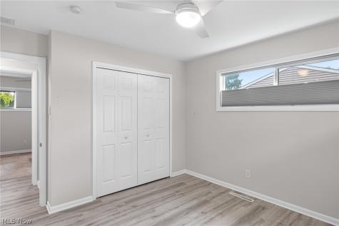 2666 W Asplin Drive Rocky River OH 44116