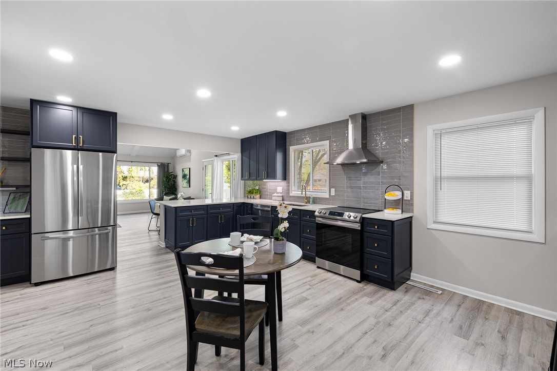 2666 W Asplin Drive Rocky River OH 44116